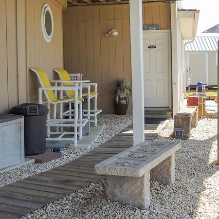 Sneads Ferry Vacation Rental Studio With Water Views מראה חיצוני תמונה