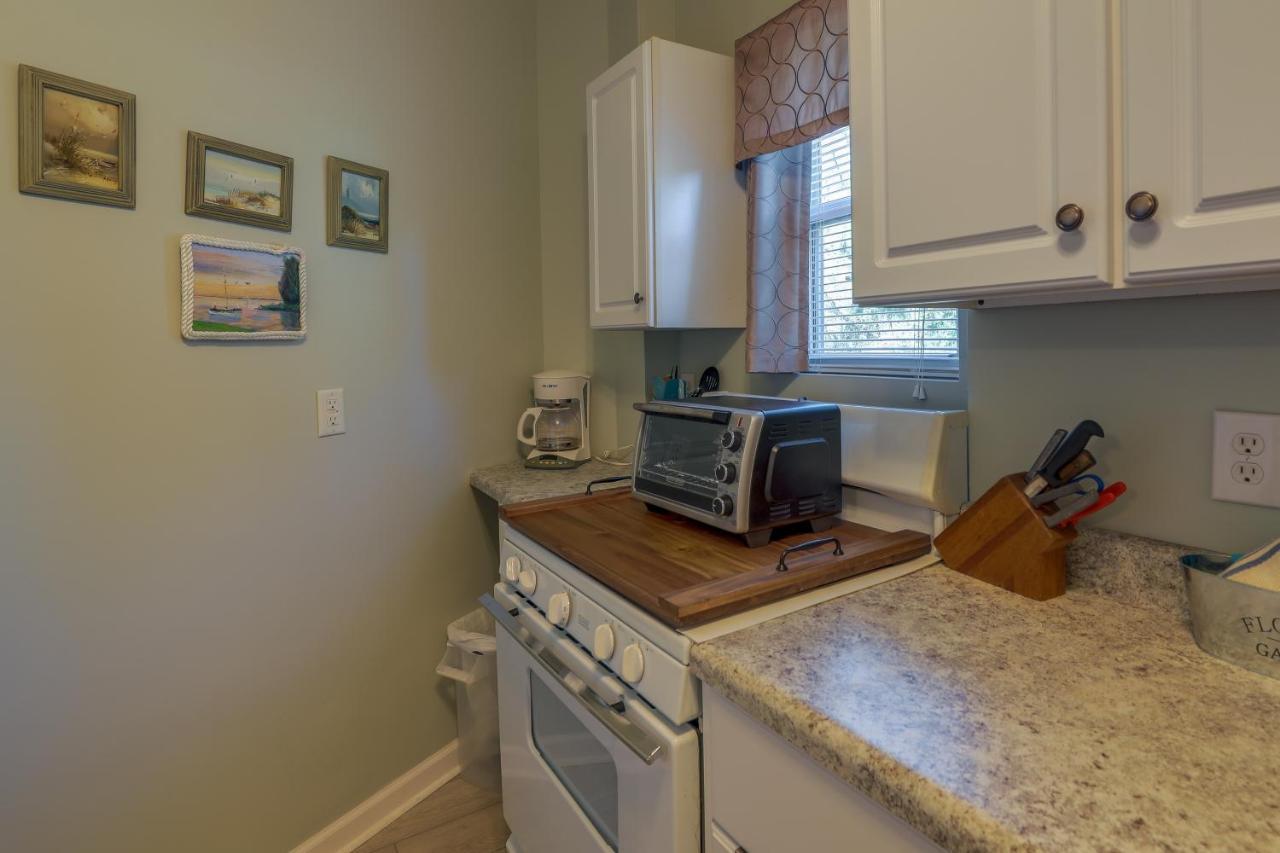 Sneads Ferry Vacation Rental Studio With Water Views מראה חיצוני תמונה
