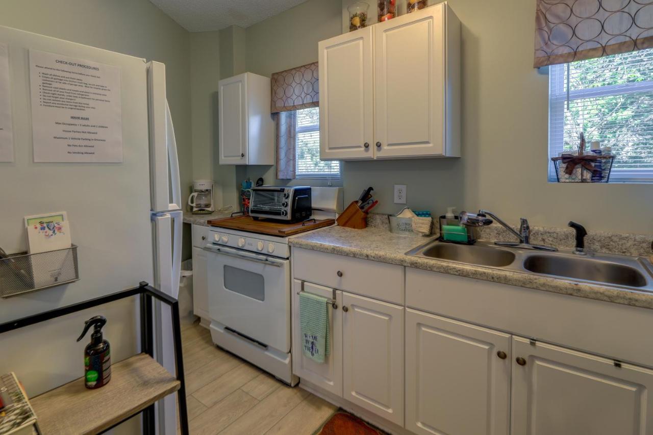 Sneads Ferry Vacation Rental Studio With Water Views מראה חיצוני תמונה