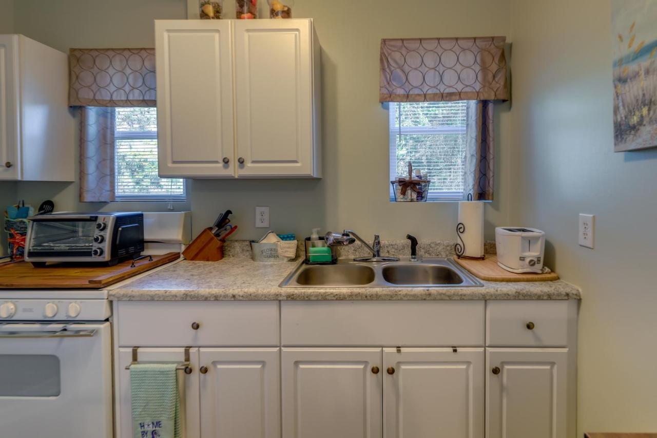 Sneads Ferry Vacation Rental Studio With Water Views מראה חיצוני תמונה